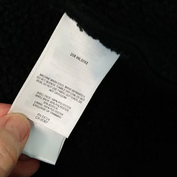 Columbia fleece semi-fitted jacket. Size small to medium. - Picture 8 of 9